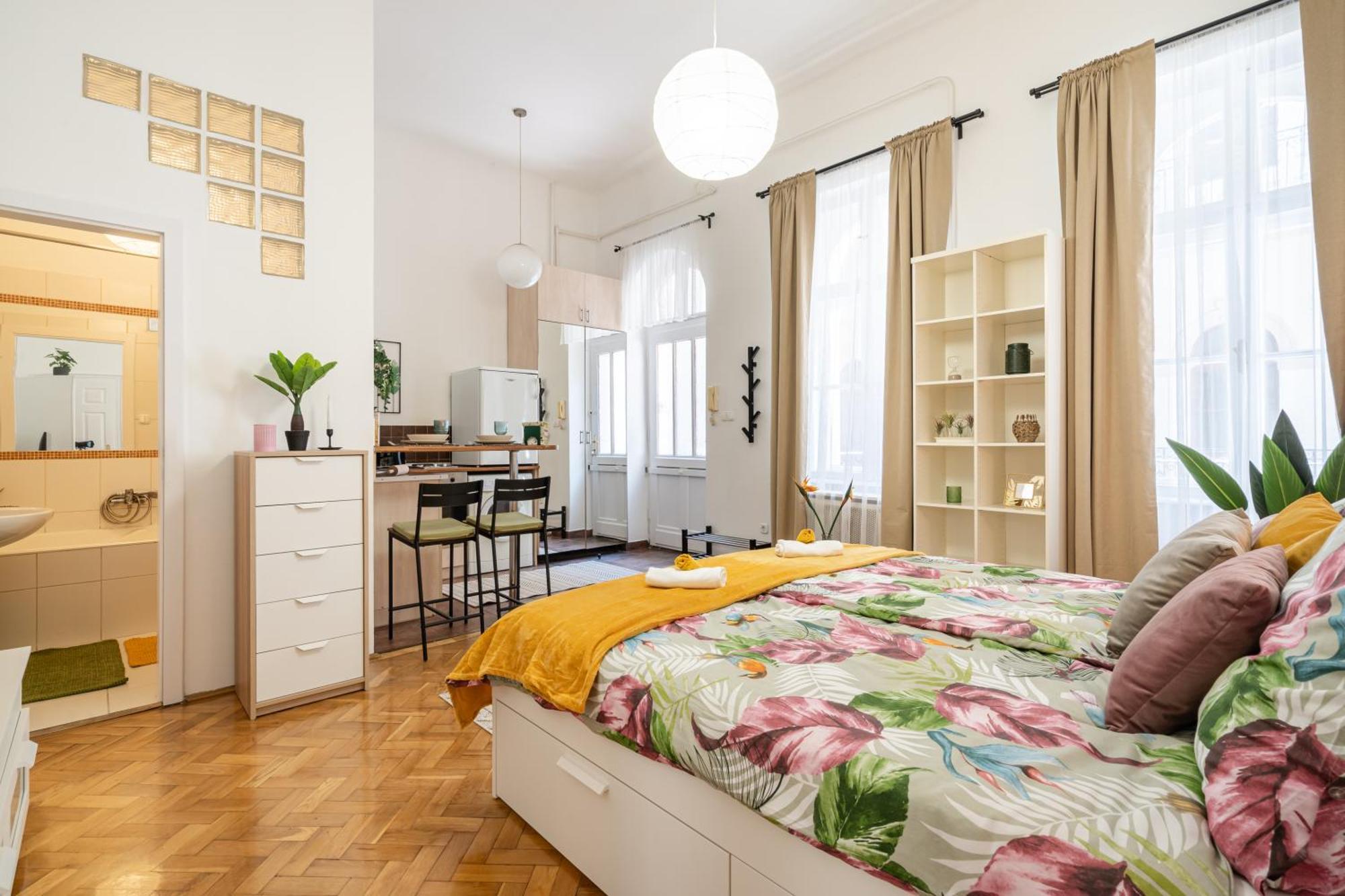 בודפשט Cosmopolitan Studio - Chic Getaway In A Fancy Neighbourhood מראה חיצוני תמונה