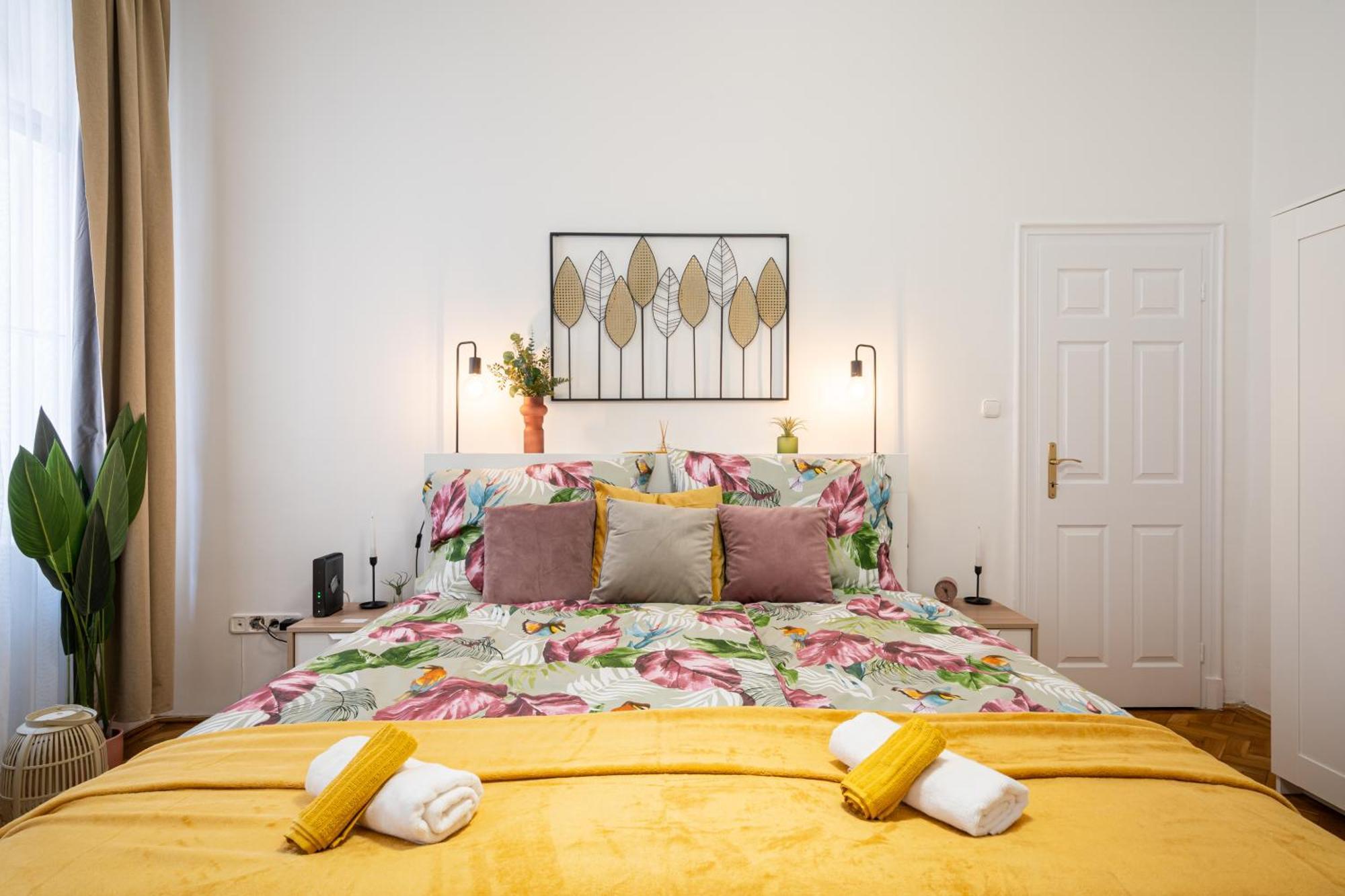 בודפשט Cosmopolitan Studio - Chic Getaway In A Fancy Neighbourhood מראה חיצוני תמונה