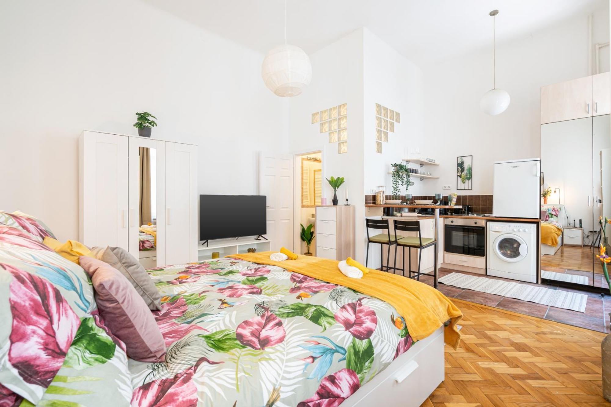 בודפשט Cosmopolitan Studio - Chic Getaway In A Fancy Neighbourhood מראה חיצוני תמונה